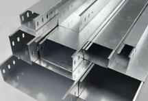 強(qiáng)腐蝕性環(huán)境選用哪種南寧電纜橋架好？