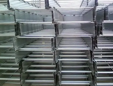 安裝電纜橋架有哪些注意事項(xiàng)？南寧電纜橋架生產(chǎn)廠家揭秘